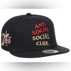Anti social social club and Mitchell & ness 76ers hat